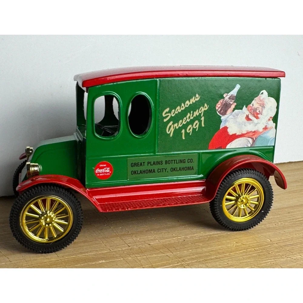 1920 Coca Cola Seasons Greetings Santa Panel Delivery Truck BANK OKLA ERTL #1363